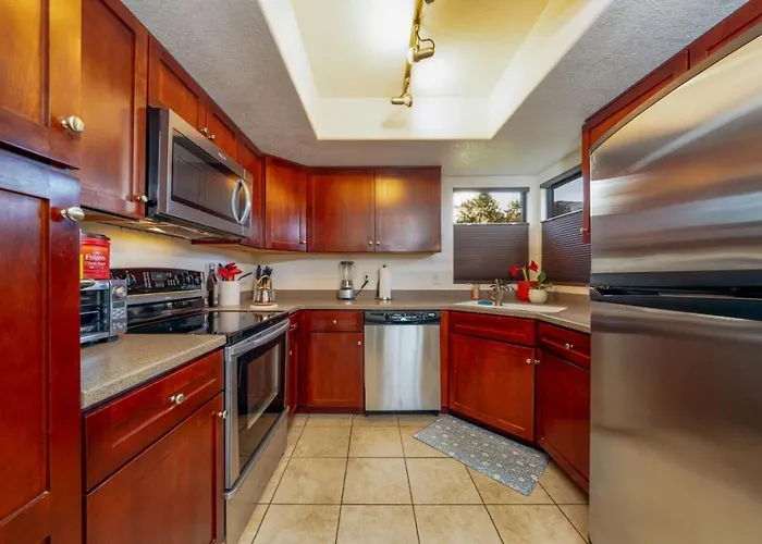 Apartment East, Golf View, 2 Bedroom 2ba, Htd Pools, Sabino Tucson