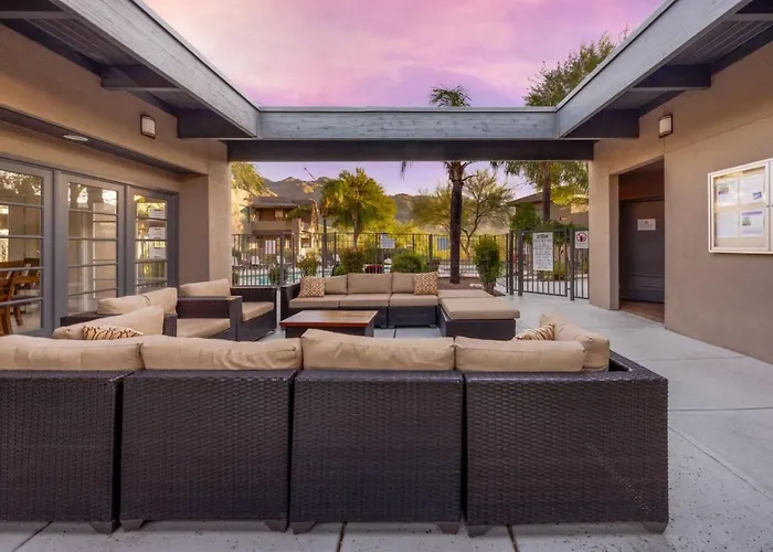 East, Golf View, 2 Bedroom 2ba, Htd Pools, Sabino Tucson