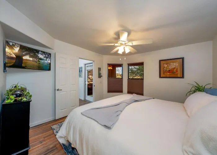East, Golf View, 2 Bedroom 2ba, Htd Pools, Sabino Apartment