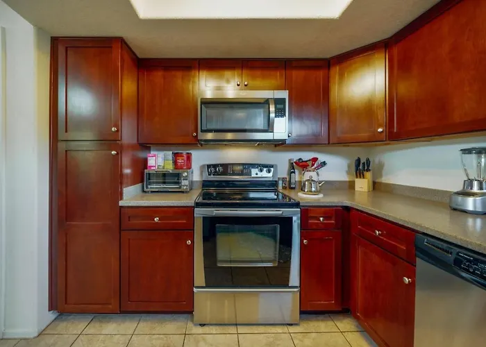 East, Golf View, 2 Bedroom 2ba, Htd Pools, Sabino Tucson