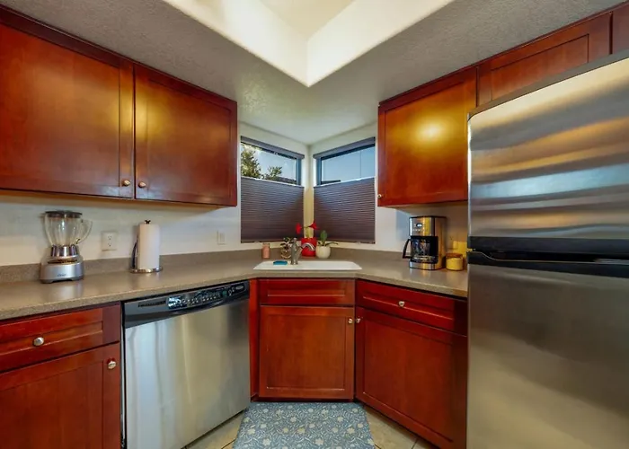 East, Golf View, 2 Bedroom 2ba, Htd Pools, Sabino Apartment