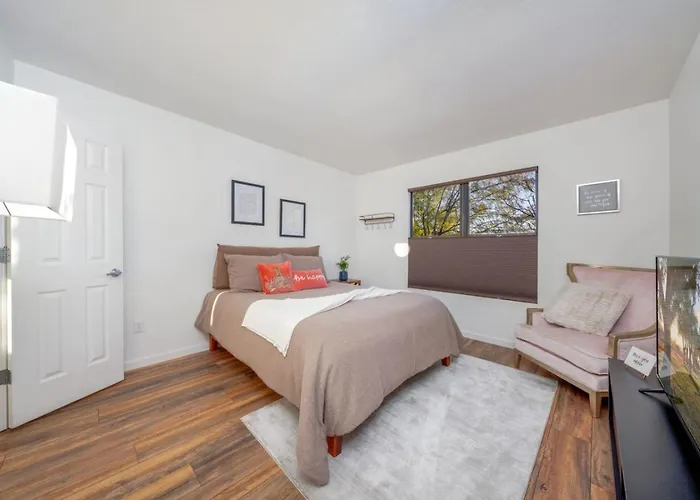 East, Golf View, 2 Bedroom 2ba, Htd Pools, Sabino Apartment